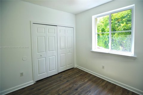 Adosado en alquiler en Doral, Florida, 4 dormitorios, 188.59 m2 № 1933715 - foto 22