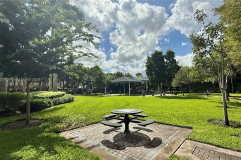 Adosado en alquiler en Doral, Florida, 4 dormitorios, 188.59 m2 № 1933715 - foto 27