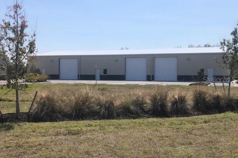 Propiedad comercial en alquiler en Rotonda, Florida, 845.41 m2 № 1560139 - foto 2