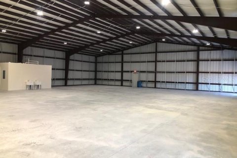 Propiedad comercial en alquiler en Rotonda, Florida, 845.41 m2 № 1560139 - foto 10