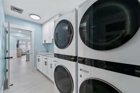 Casa en venta en Englewood, Florida, 4 dormitorios, 199.28 m2 № 1744931 - foto 22