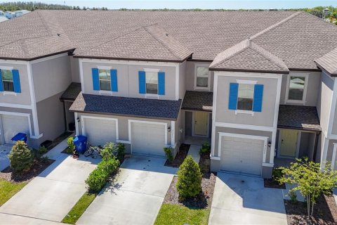 Adosado en alquiler en Wesley Chapel, Florida, 3 dormitorios, 148.36 m2 № 1901165 - foto 1