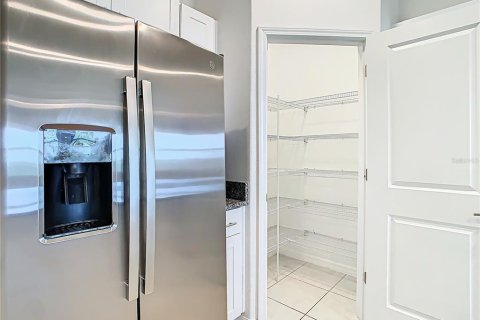 Adosado en alquiler en Wesley Chapel, Florida, 3 dormitorios, 148.36 m2 № 1901165 - foto 12