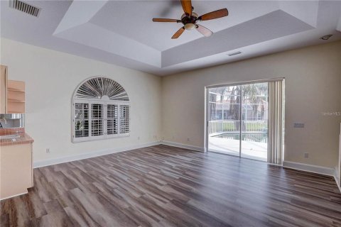 House in Safety Harbor, Florida 4 bedrooms, 312.62 sq.m. № 1894094 - photo 5