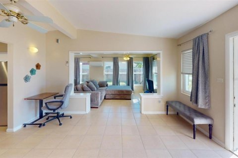 Villa ou maison à vendre à Port Charlotte, Floride: 2 chambres, 109.9 m2 № 1525291 - photo 14