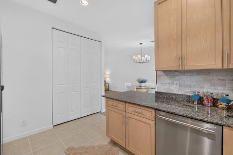 Touwnhouse à vendre à Delray Beach, Floride: 3 chambres, 172.43 m2 № 2374875 - photo 22
