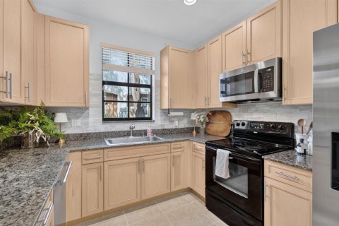 Touwnhouse à vendre à Delray Beach, Floride: 3 chambres, 172.43 m2 № 2374875 - photo 19