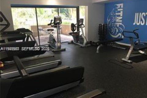 Снять в аренду кондоминиум в Майами, Флорида 2 спальни, 83.61м2, № 2004832 - фото 19