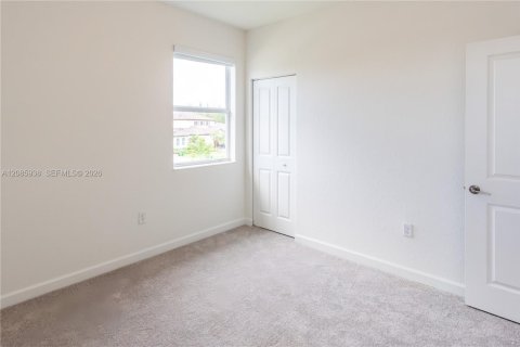 Casa en venta en Homestead, Florida, 5 dormitorios, 288.46 m2 № 2372355 - foto 20