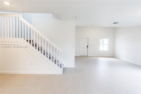 Casa en venta en Homestead, Florida, 5 dormitorios, 288.46 m2 № 2372355 - foto 16