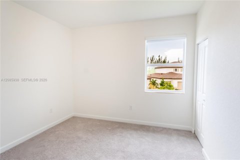 Casa en venta en Homestead, Florida, 5 dormitorios, 288.46 m2 № 2372355 - foto 19