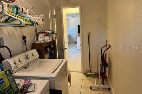 Casa en venta en Orlando, Florida, 4 dormitorios, 161.28 m2 № 1199517 - foto 24