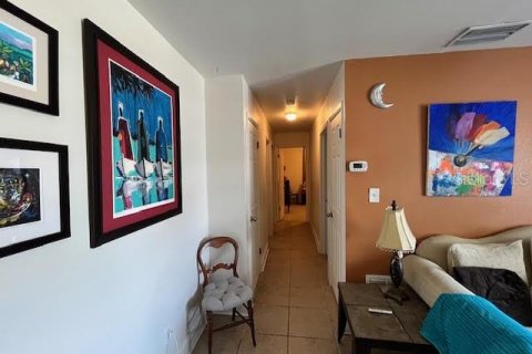 Casa en venta en Orlando, Florida, 4 dormitorios, 161.28 m2 № 1199517 - foto 9