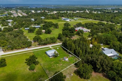 Villa ou maison à vendre à Punta Gorda, Floride: 2 chambres, 127.37 m2 № 2198764 - photo 24