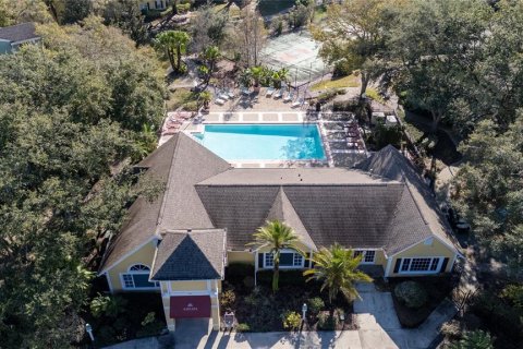 Condo in Orlando, Florida, 2 bedrooms № 2214984 - photo 2