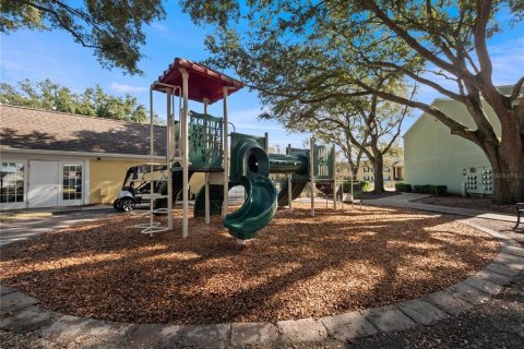 Condo in Orlando, Florida, 2 bedrooms № 2214984 - photo 3