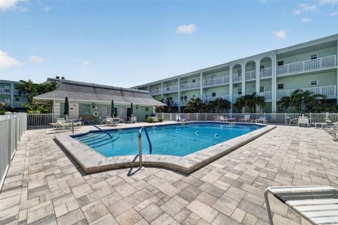 Copropriété à vendre à Belleair, Floride: 2 chambres, 111.48 m2 № 2101370 - photo 19