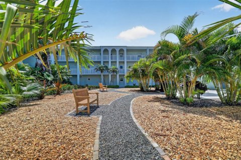 Condo à Belleair, Floride, 2 chambres  № 2101370