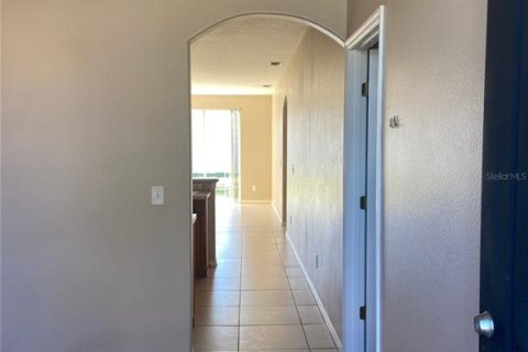 Villa ou maison à louer à Davenport, Floride: 4 chambres, 121.61 m2 № 2091549 - photo 2