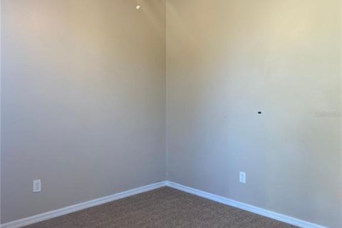 Villa ou maison à louer à Davenport, Floride: 4 chambres, 121.61 m2 № 2091549 - photo 3