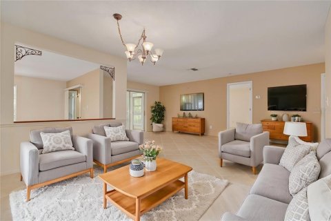 Casa en venta en Palm Harbor, Florida, 2 dormitorios, 136.19 m2 № 1680745 - foto 3