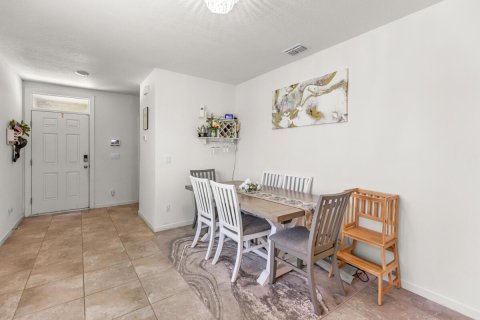 Villa ou maison à vendre à Port St. Lucie, Floride: 3 chambres, 139.73 m2 № 2181280 - photo 6