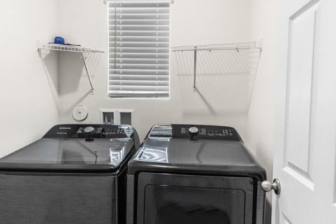 Villa ou maison à vendre à Port St. Lucie, Floride: 3 chambres, 139.73 m2 № 2181280 - photo 25