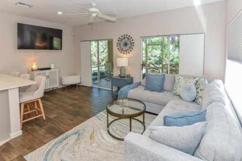 Condo in Port St. Lucie, Florida, 2 bedrooms  № 2253480 - photo 24