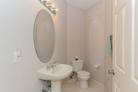 Condo in Port St. Lucie, Florida, 2 bedrooms  № 2253480 - photo 7