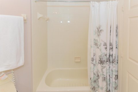 Condo in Port St. Lucie, Florida, 2 bedrooms  № 2253480 - photo 14