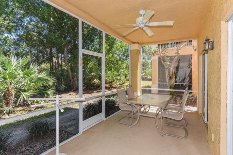 Condo in Port St. Lucie, Florida, 2 bedrooms  № 2253480 - photo 27