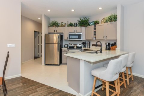 Condo in Port St. Lucie, Florida, 2 bedrooms  № 2253480 - photo 16