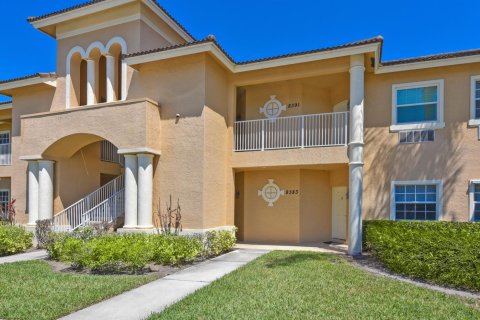 Condo in Port St. Lucie, Florida, 2 bedrooms № 2253480