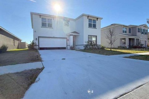Casa en venta en Zephyrhills, Florida, 4 dormitorios, 220.27 m2 № 2206198 - foto 5