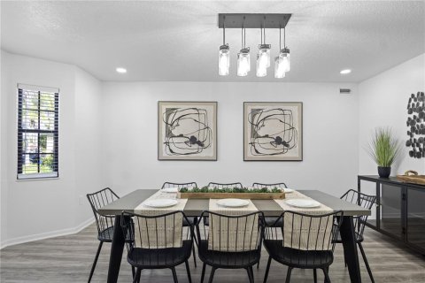 Casa en venta en Kissimmee, Florida, 6 dormitorios, 354.61 m2 № 2094340 - foto 18