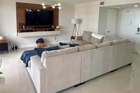 Condominio en alquiler en Daytona Beach, Florida, 2 dormitorios, 118.45 m2 № 2103326 - foto 4