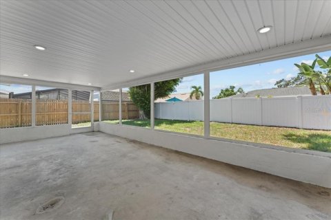 Villa ou maison à vendre à Bradenton, Floride: 3 chambres, 156.08 m2 № 1907647 - photo 26