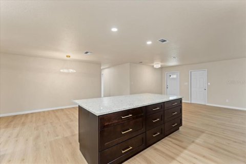 Villa ou maison à vendre à Bradenton, Floride: 3 chambres, 156.08 m2 № 1907647 - photo 11