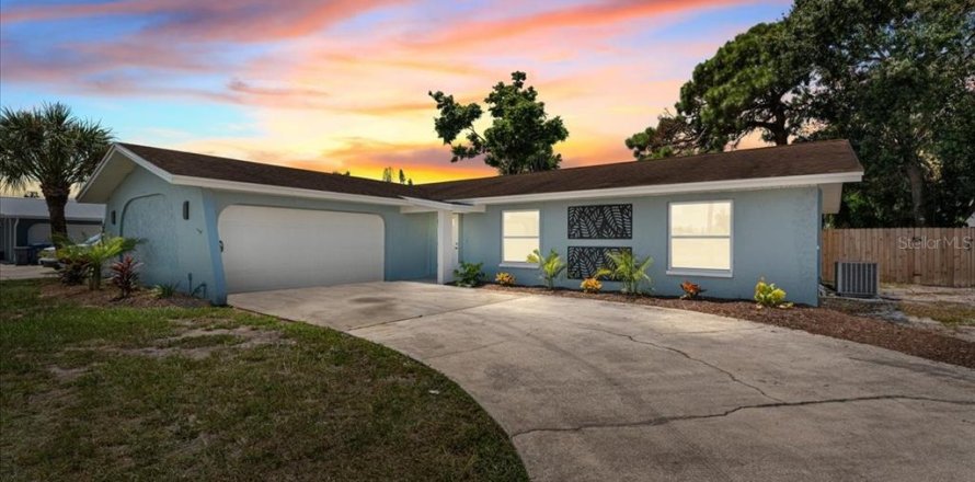 Villa ou maison à Bradenton, Floride 3 chambres, 156.08 m2 № 1907647