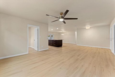 Villa ou maison à vendre à Bradenton, Floride: 3 chambres, 156.08 m2 № 1907647 - photo 4