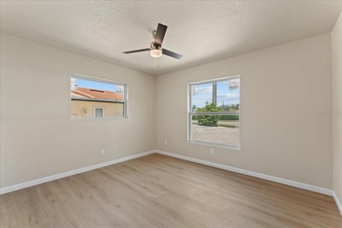 Villa ou maison à vendre à Bradenton, Floride: 3 chambres, 156.08 m2 № 1907647 - photo 23