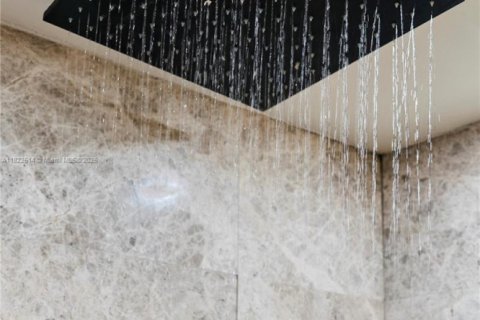 Condominio en venta en Miami Beach, Florida, 55.74 m2 № 1794524 - foto 16