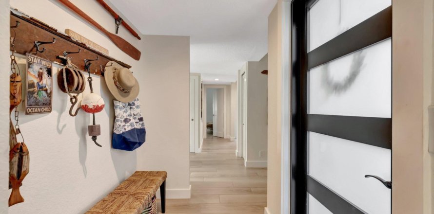 Condo in Highland Beach, Florida, 3 bedrooms  № 1128082