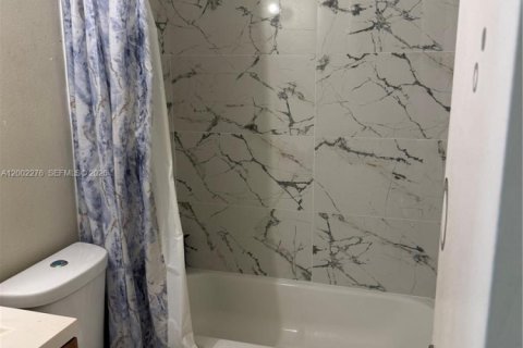 Touwnhouse à vendre à Sunrise, Floride: 3 chambres, 146.88 m2 № 2066281 - photo 28