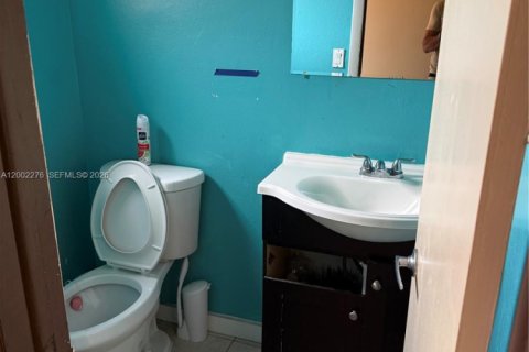 Touwnhouse à vendre à Sunrise, Floride: 3 chambres, 146.88 m2 № 2066281 - photo 6