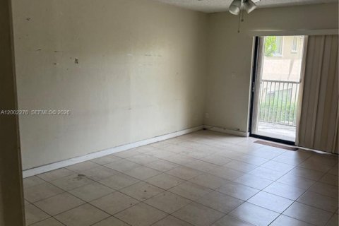 Touwnhouse à vendre à Sunrise, Floride: 3 chambres, 146.88 m2 № 2066281 - photo 22