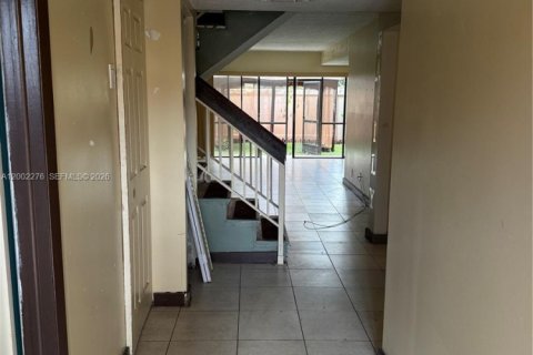 Touwnhouse à vendre à Sunrise, Floride: 3 chambres, 146.88 m2 № 2066281 - photo 2