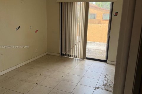 Touwnhouse à vendre à Sunrise, Floride: 3 chambres, 146.88 m2 № 2066281 - photo 17