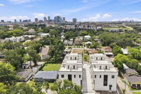 Touwnhouse à vendre à Tampa, Floride: 3 chambres, 220.83 m2 № 2306783 - photo 28