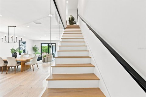 Touwnhouse à vendre à Tampa, Floride: 3 chambres, 220.83 m2 № 2306783 - photo 11